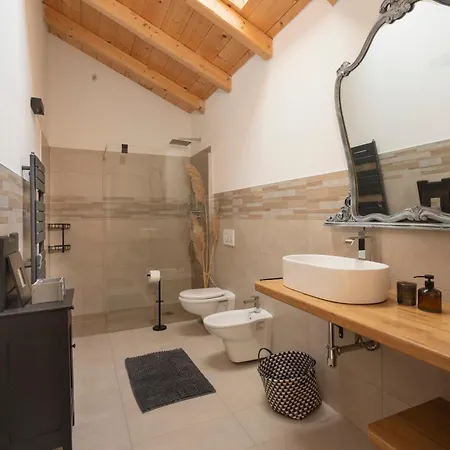 Casa Il Grappolo Pensión 3*