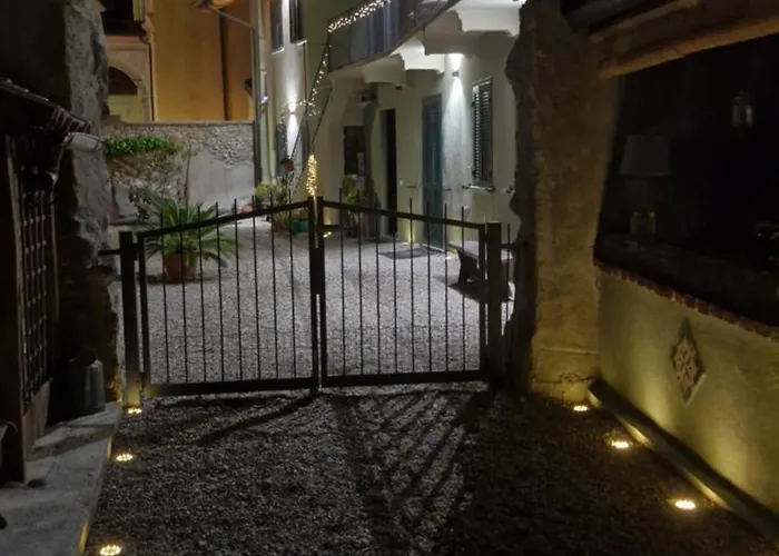 Casa Il Grappolo Pensión Momo